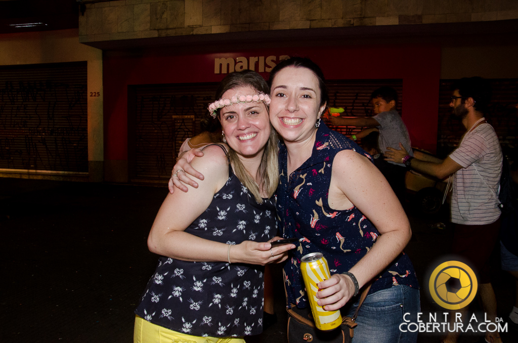 Bloco Quero Morrer Amigo do Metallica E Desmanche