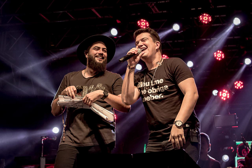 Henrique & Juliano na Villa Country